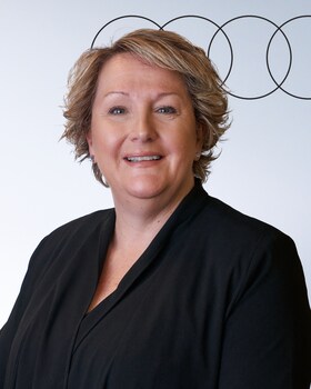 Staff member Mary Best from d4d15340f1ed