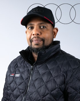 Staff member Osman Coofle from 7fe451724ea0