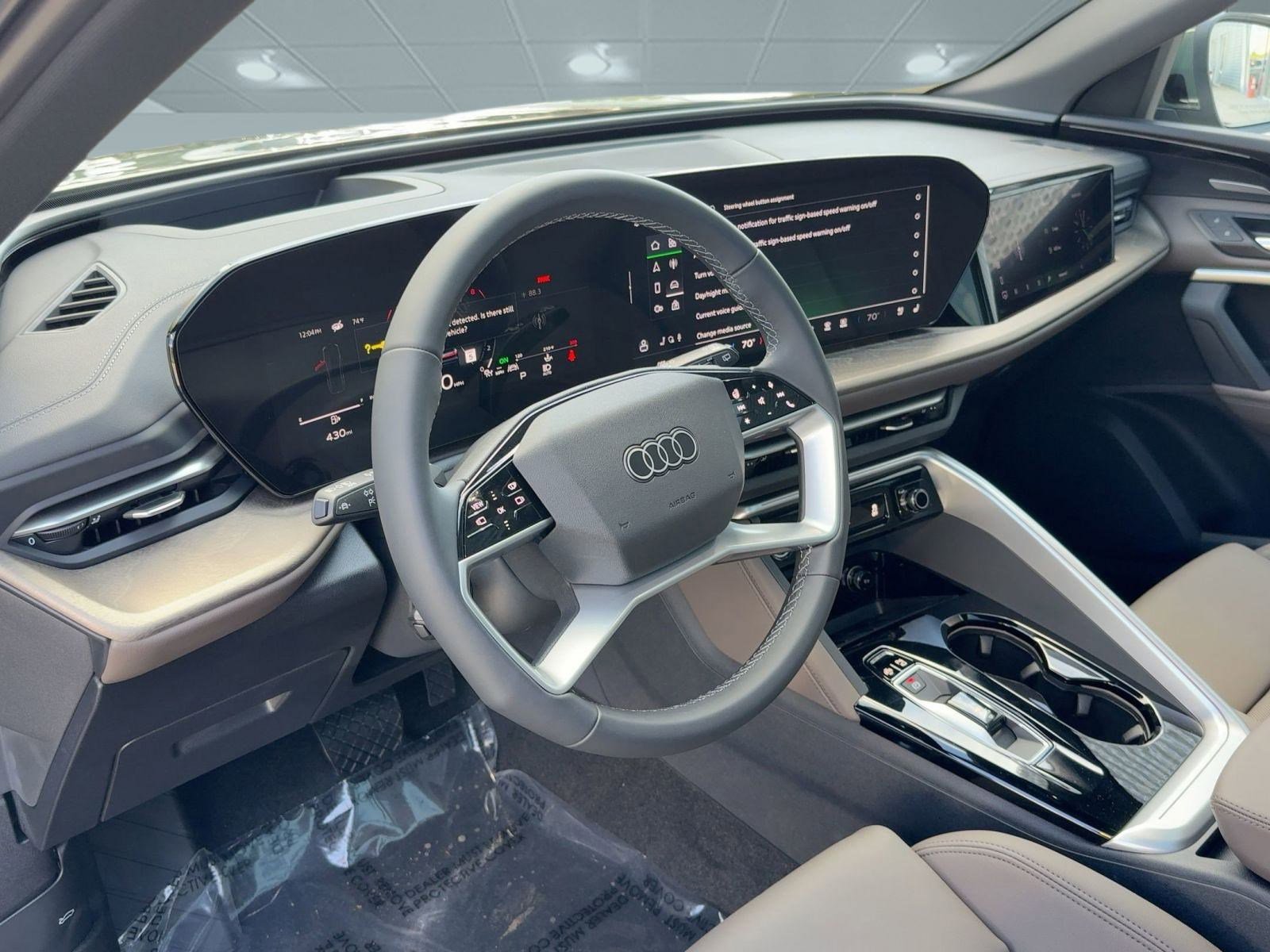 2025 Audi Q5 2.0T Prestige photo 4