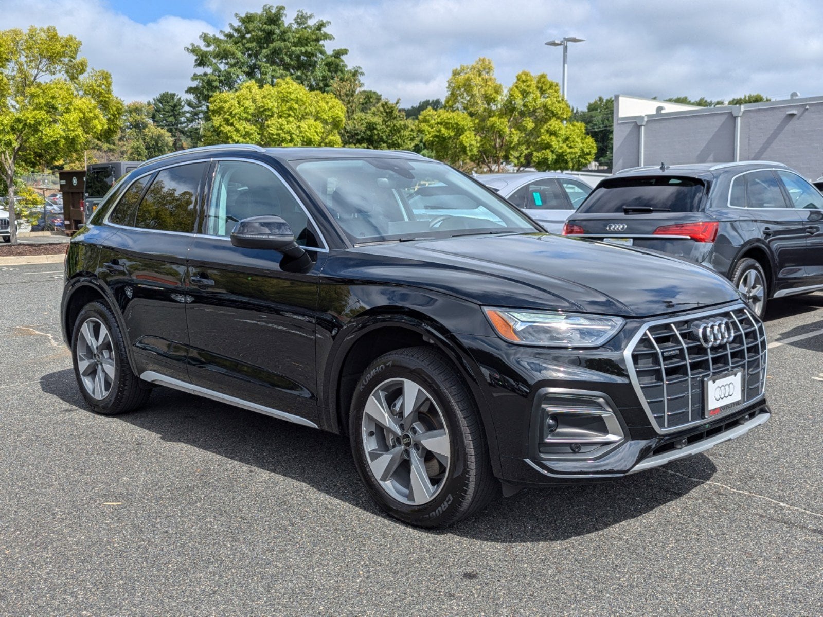 Used 2024 Audi Q5 Premium with VIN WA1ABAFY6R2002543 for sale in Owings Mills, MD