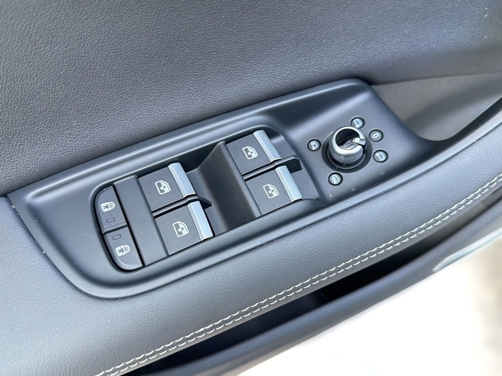 2025 Audi Q7 Premium Plus - Photo 27