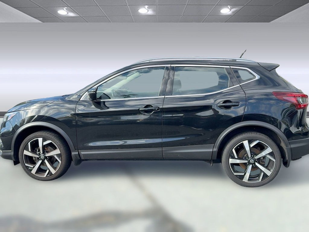 Used 2022 Nissan Rogue Sport SL SUV