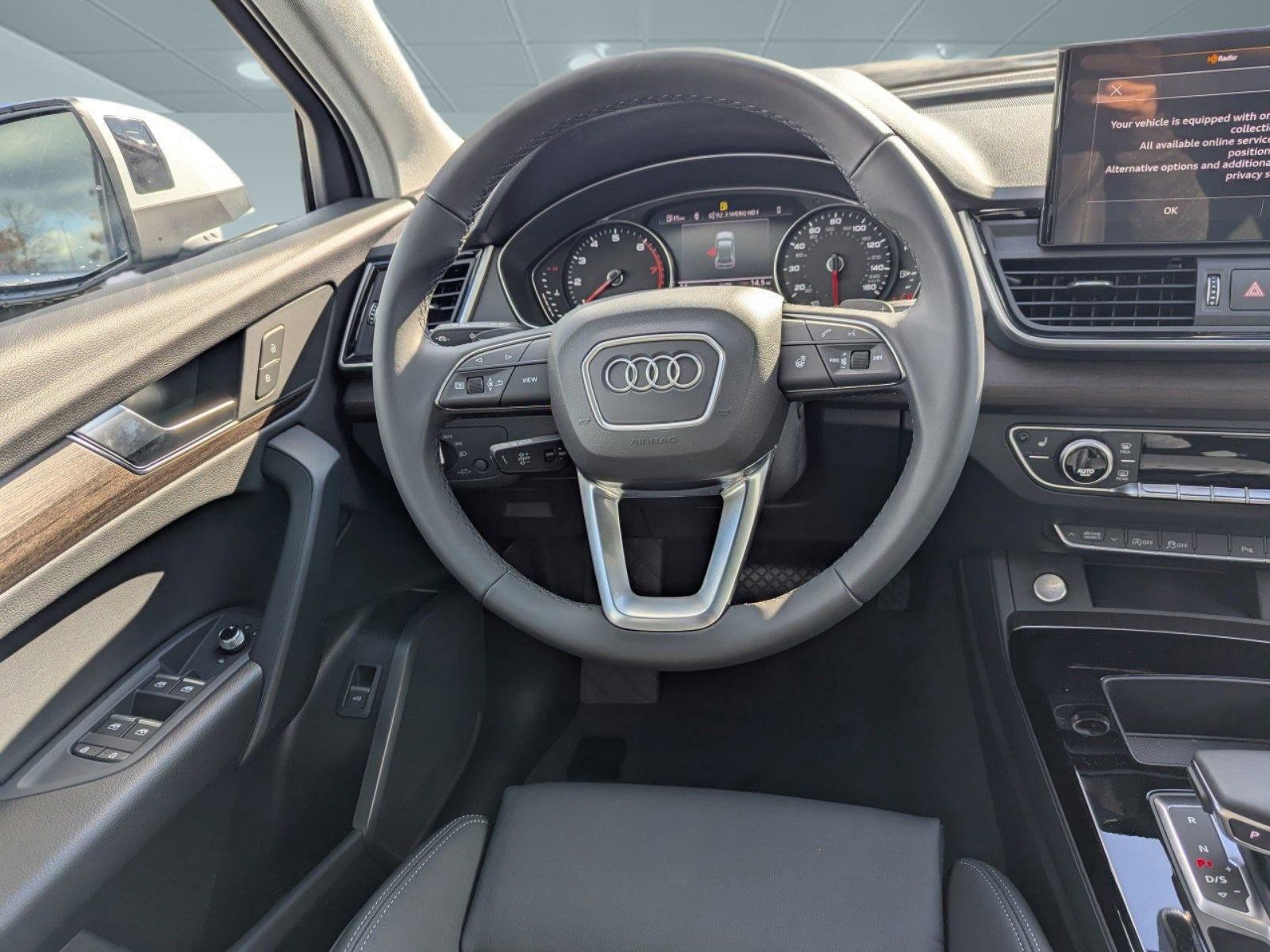 2025 Audi Q5 45 S line Premium photo 3