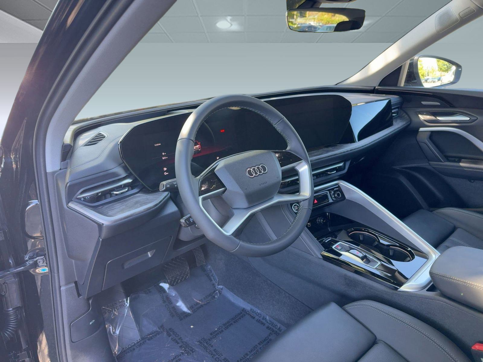 2025 Audi Q5 2.0T Premium Plus photo 4