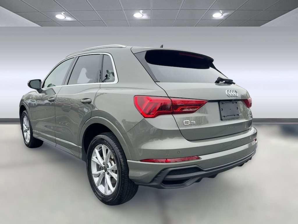 Used 2024 Audi Q3 45 S line Premium SUV