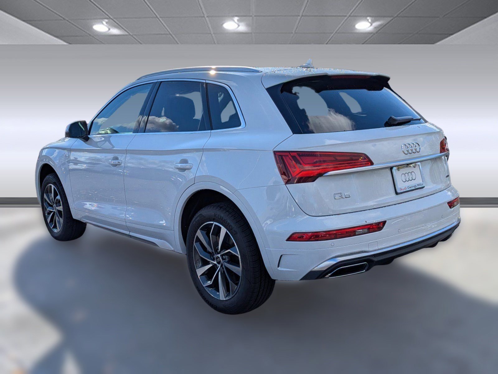 2025 Audi Q5 45 S line Premium photo 2