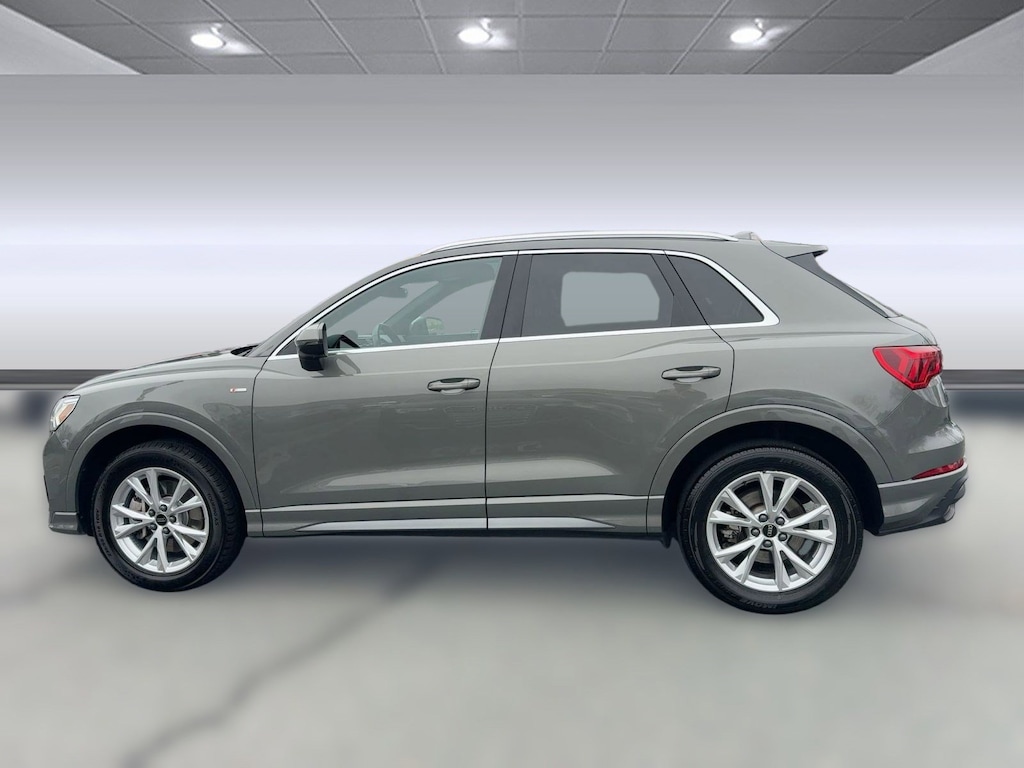 Used 2024 Audi Q3 45 S line Premium SUV