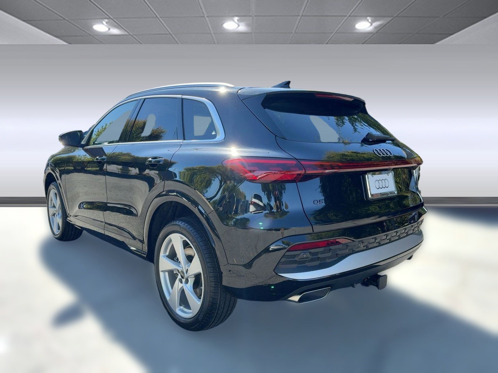 2025 Audi Q5 2.0T Premium Plus photo 3