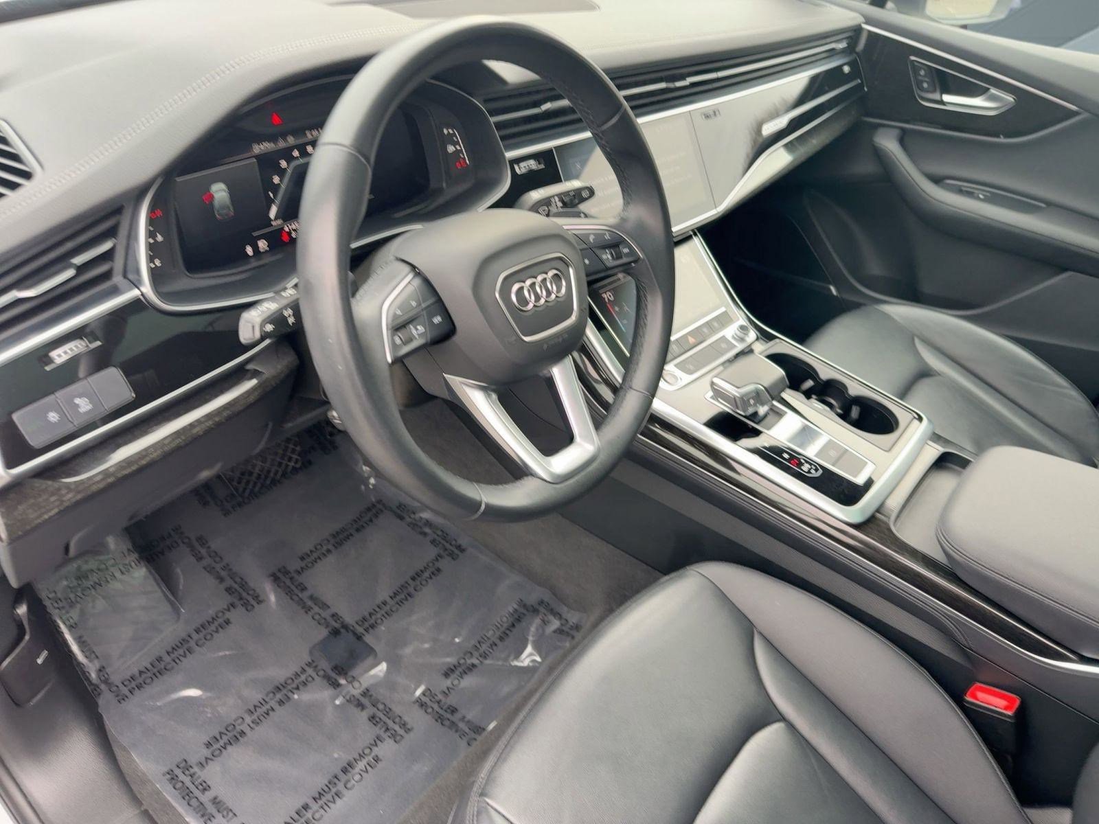 2024 Audi Q7 55 Premium photo 3