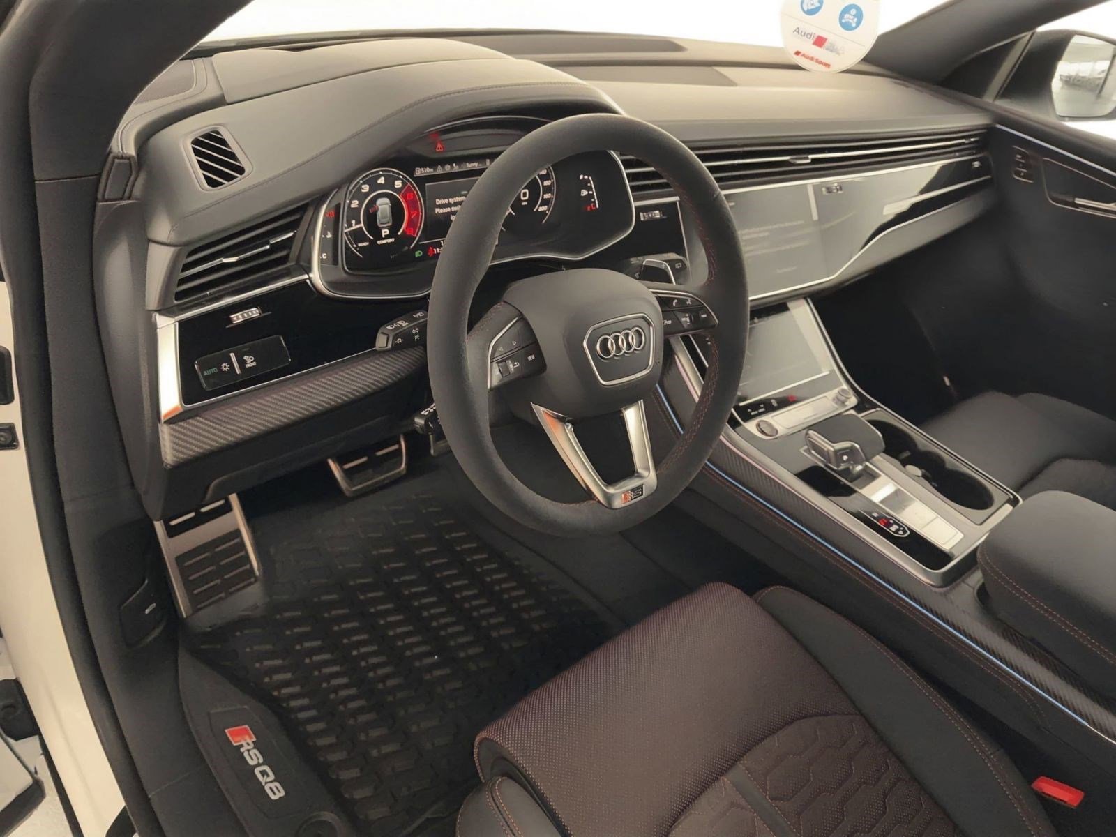 RS Q8 Performance SUV