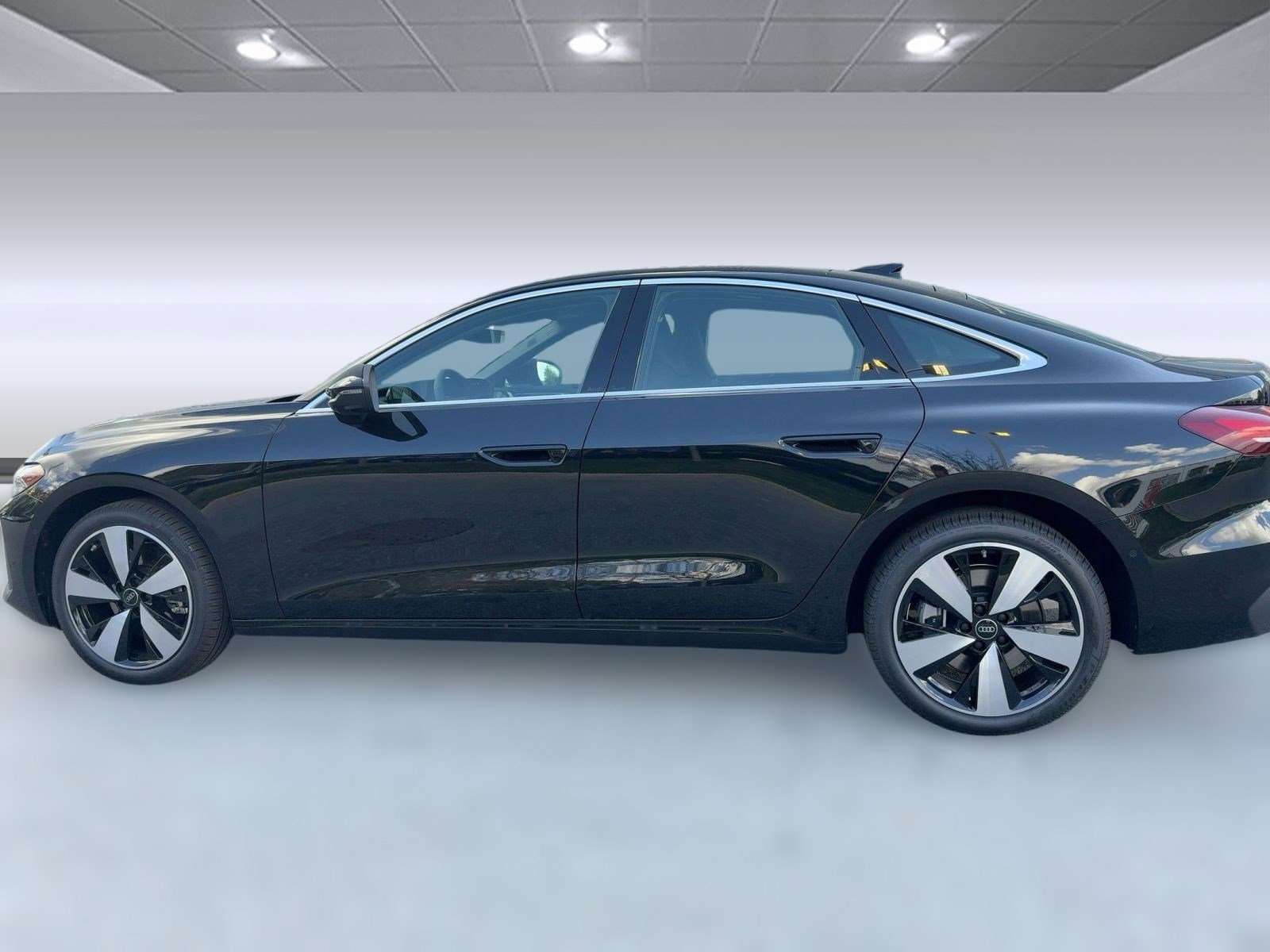 2025 Audi A5 2.0T Premium Plus photo 2