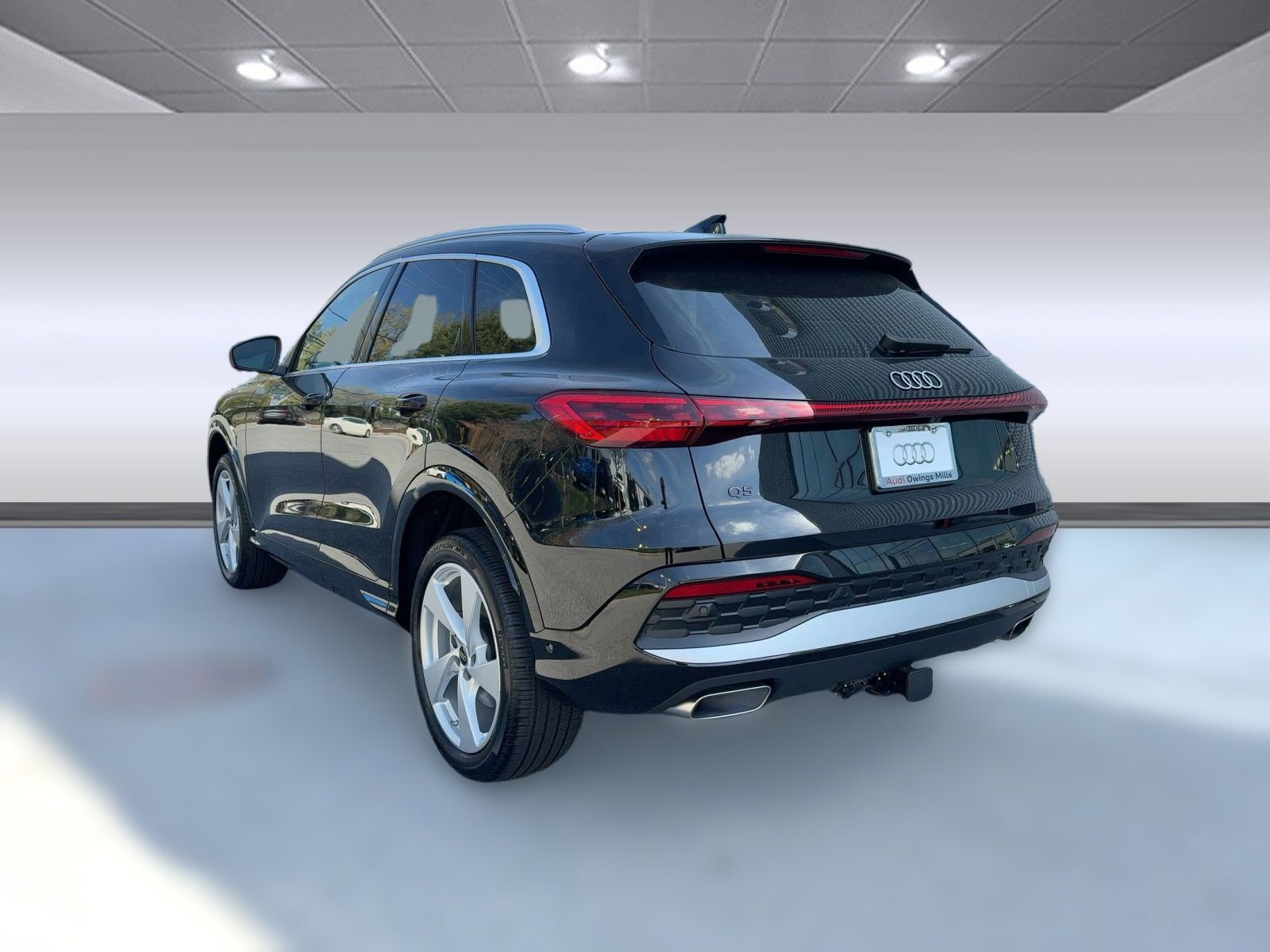 2025 Audi Q5 2.0T Premium Plus photo 3