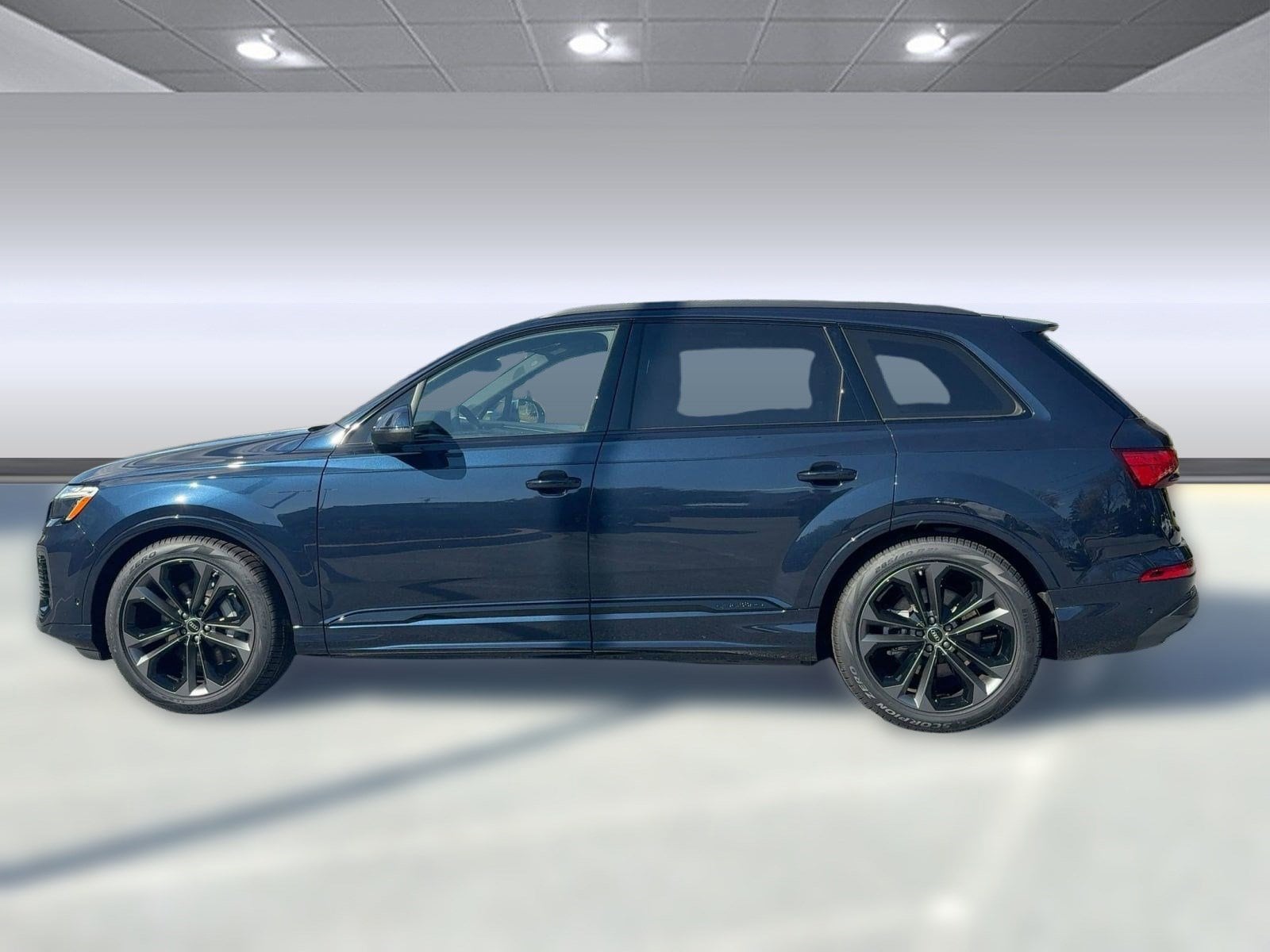 u*v様 IO KandyTown- Mood Blue ADVISORY TO New 2025 Audi Q7 For Sale at Audi Owings Mills | VIN