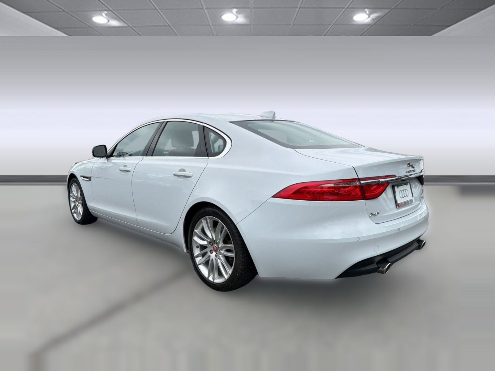 XF 35t Portfolio Limited Edition Sedan