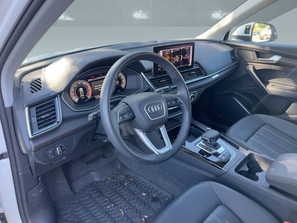 Used 2025 Audi Q5 40 Premium SUV