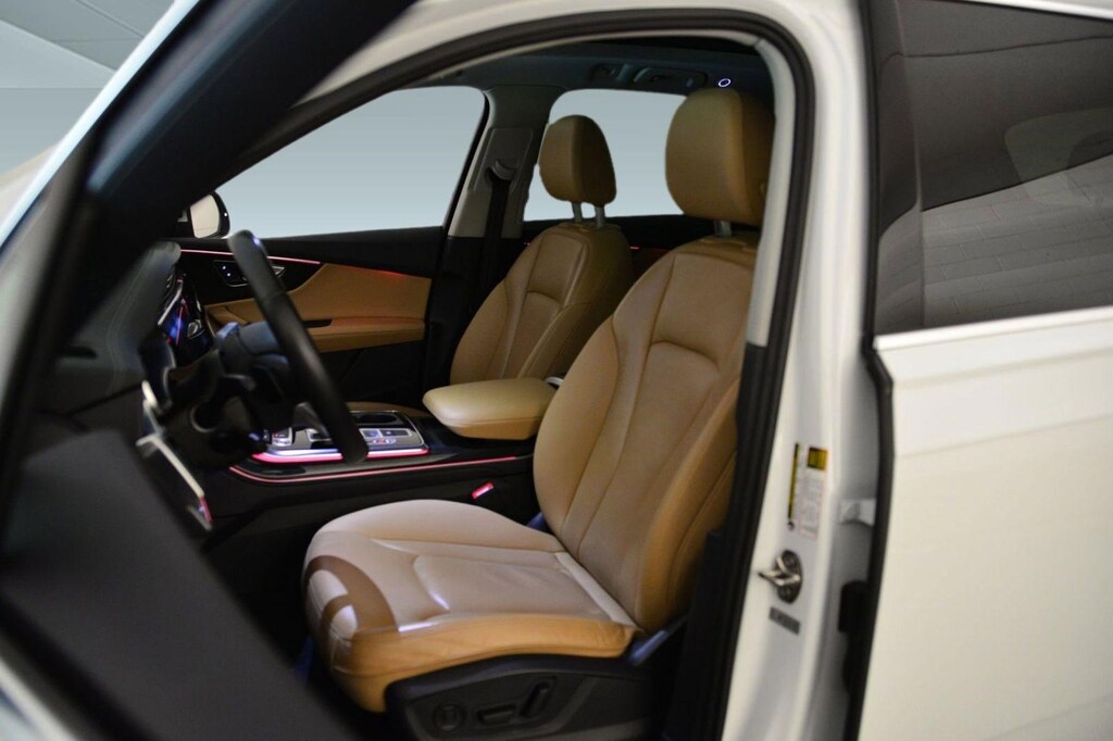 Used 2024 Audi Q7 55 Premium SUV