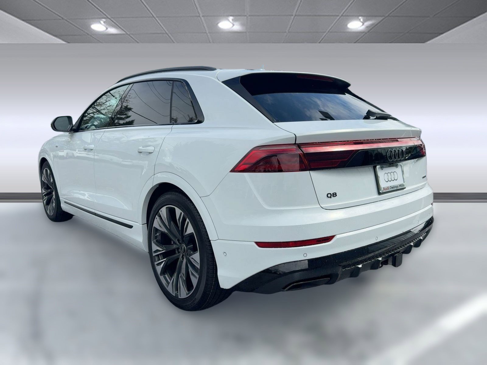 2026 Audi Q8 55 Premium Plus photo 3