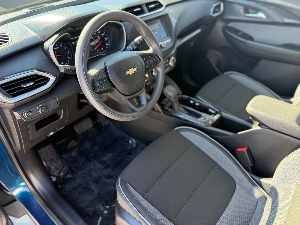 Used 2021 Chevrolet Trailblazer LS SUV