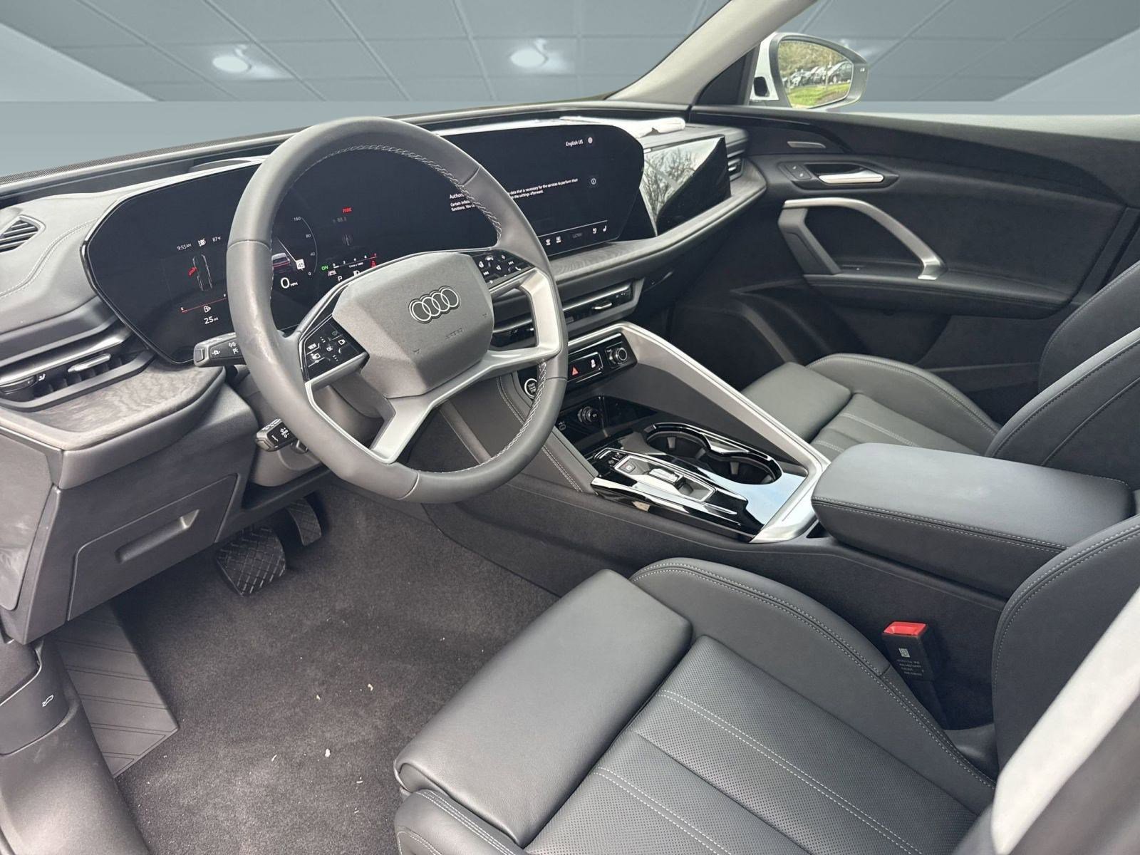 2025 Audi Q5 Sportback 2.0T Premium Plus photo 3