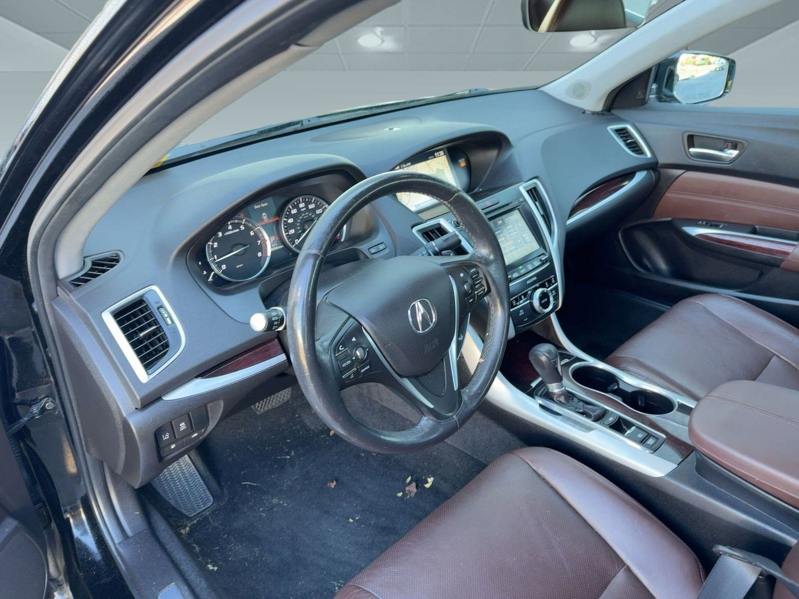 2017 Acura TLX Base Technology photo 4