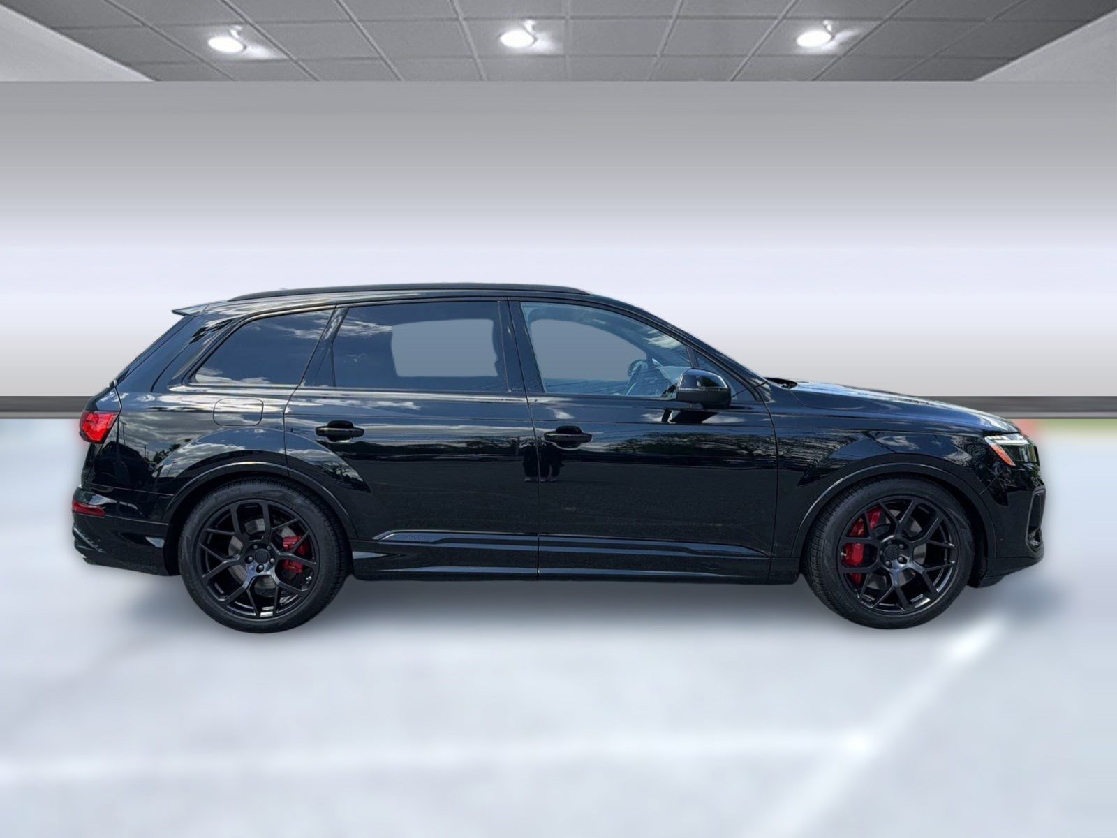 SQ7 Prestige SUV