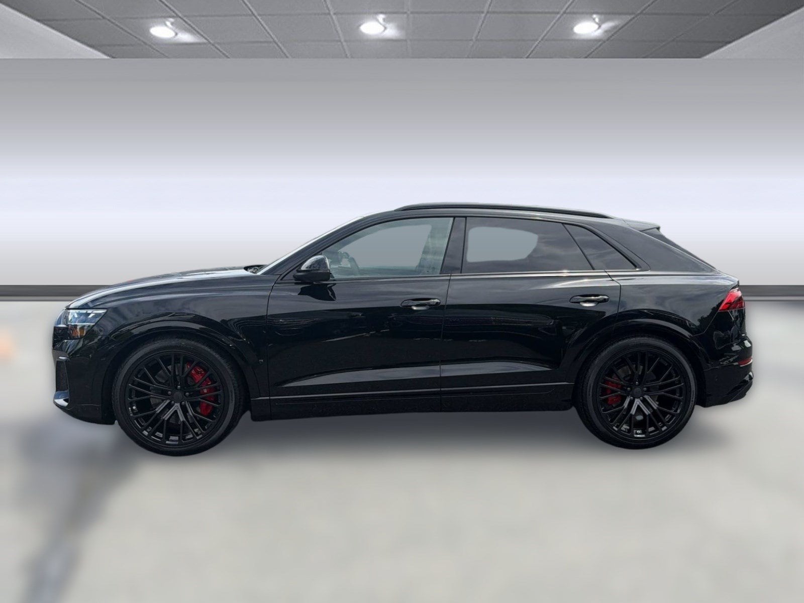 SQ8 Premium Plus SUV
