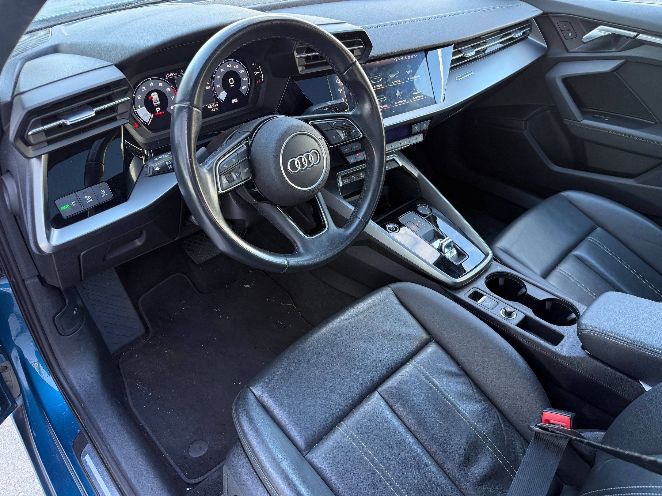 2023 Audi A3 40 Premium photo 4