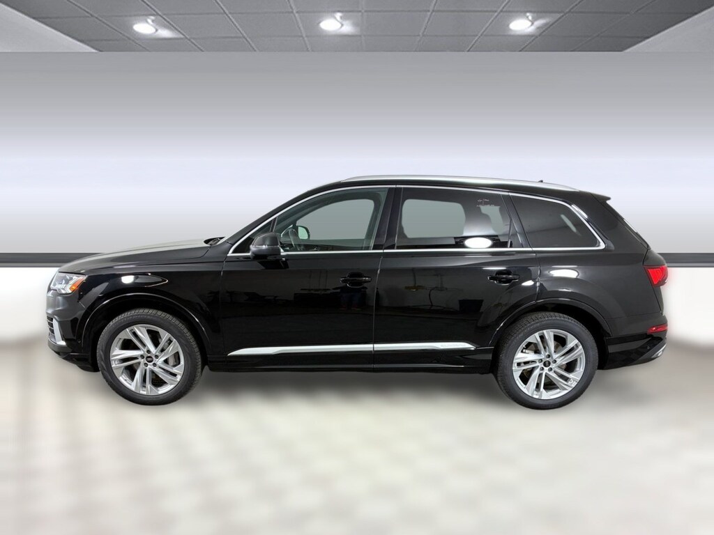 Used 2023 Audi Q7 55 Premium SUV