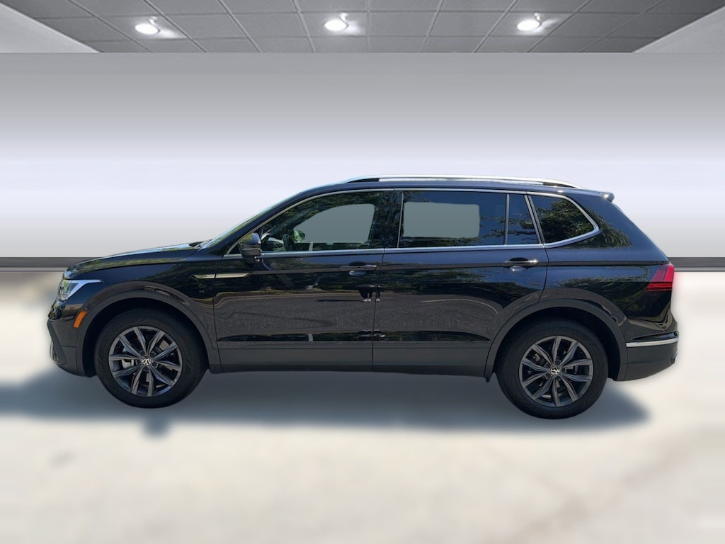 Used 2023 Volkswagen Tiguan 2.0T SE SUV