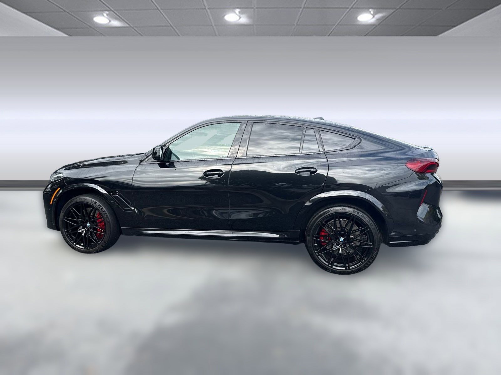2024 Bmw X6 M photo 2