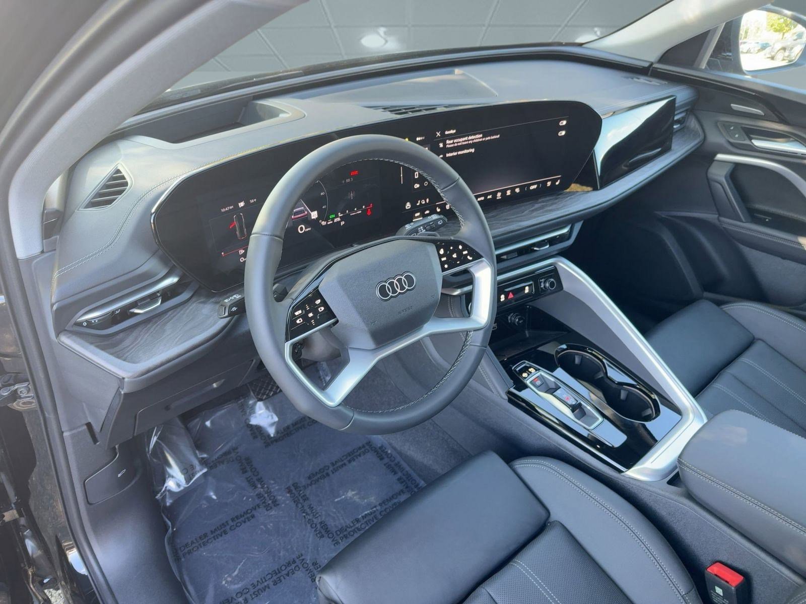 2025 Audi Q5 2.0T Premium Plus photo 4