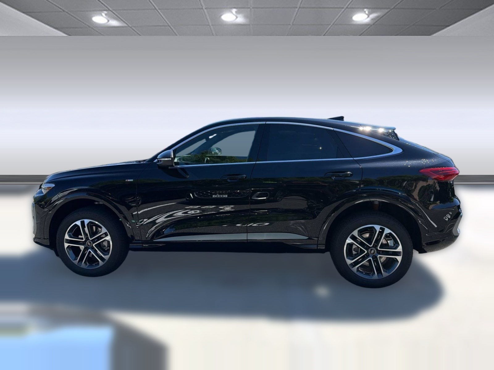 Q5 Sportback Premium Plus SUV
