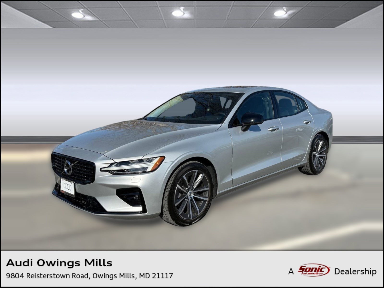 2022 Volvo S60 Momentum