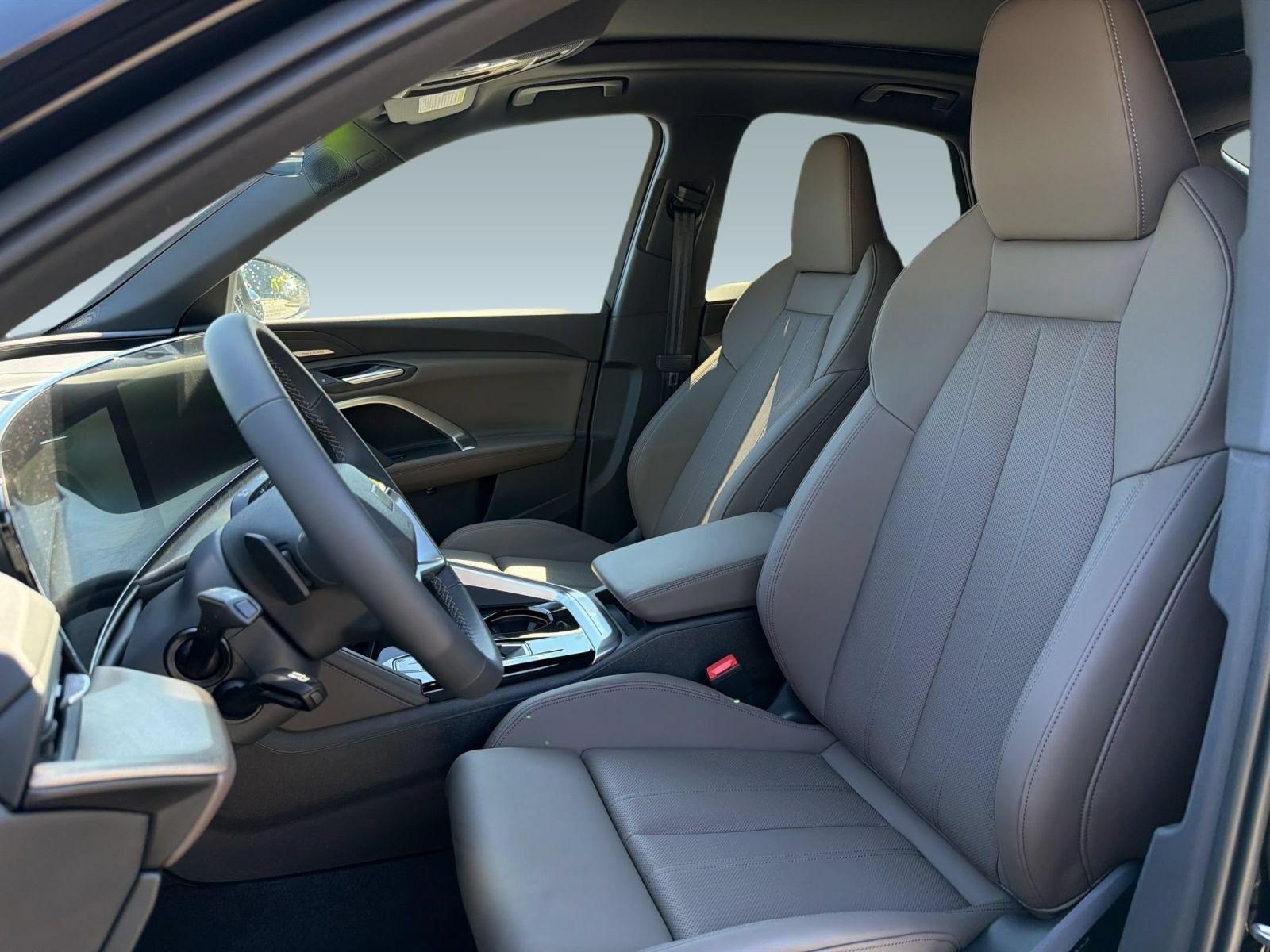 Q5 Sportback Premium Plus SUV
