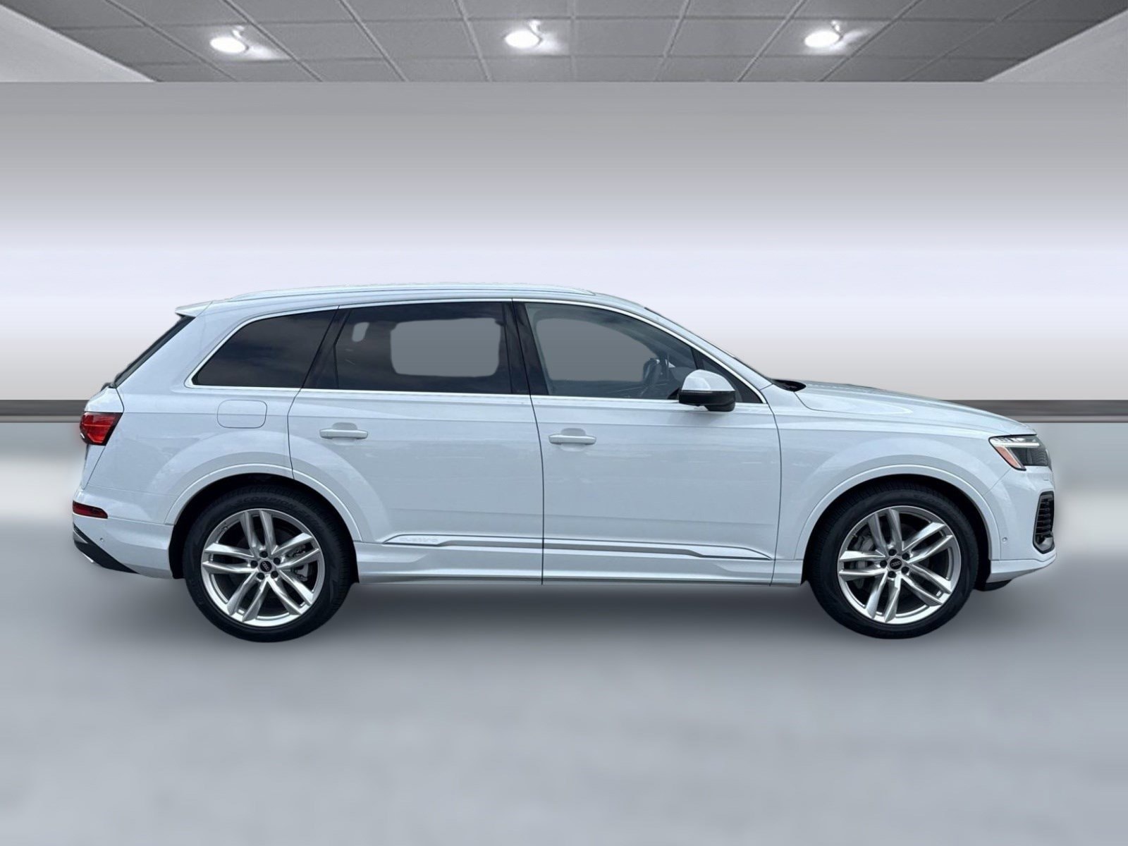2025 Audi Q7 Premium Plus - Photo 7