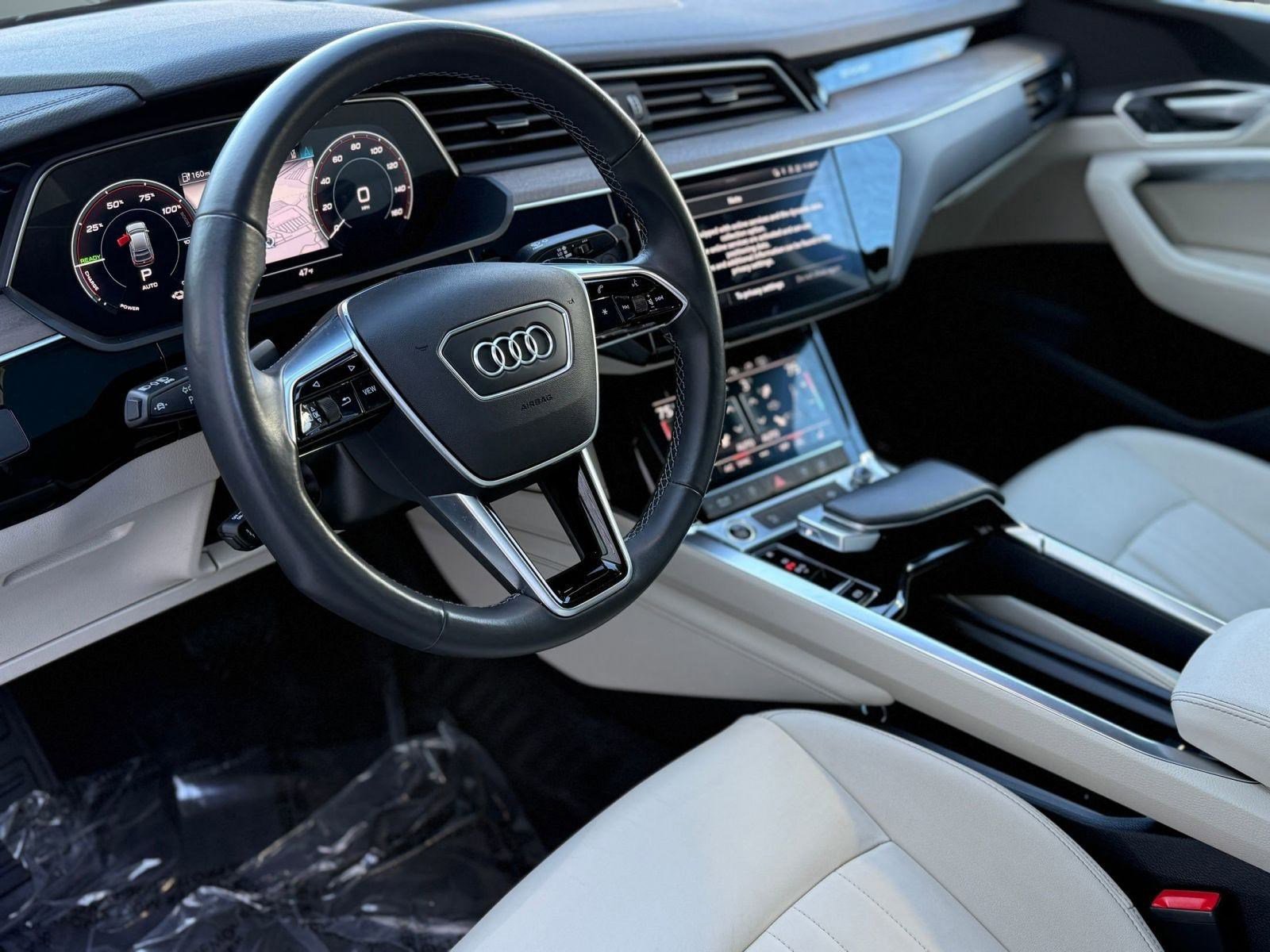 2022 Audi e-tron Sportback S line Premium photo 4