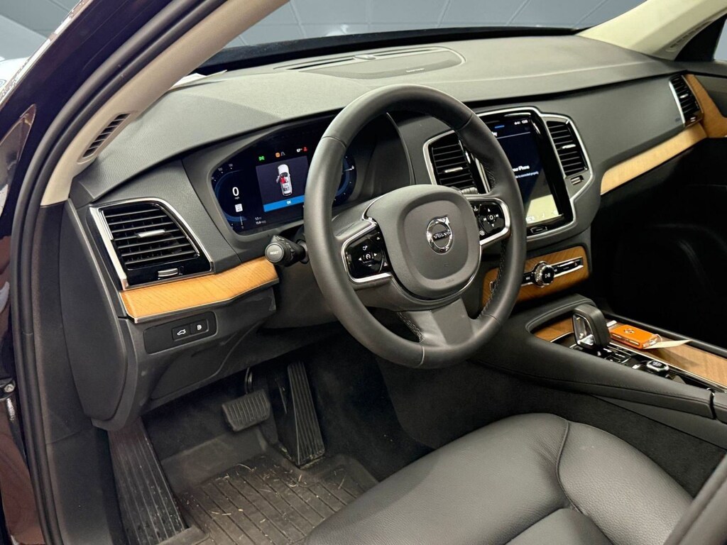 Used 2024 Volvo XC90 plug-in hybrid T8 Plus Bright 7-Seater SUV