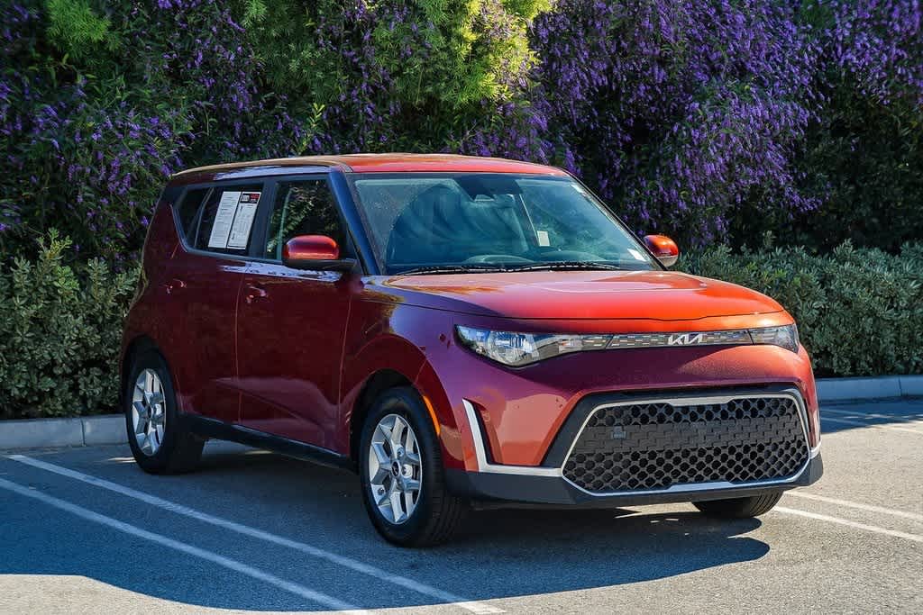 Thumbnail: 2023 Kia Soul - 3