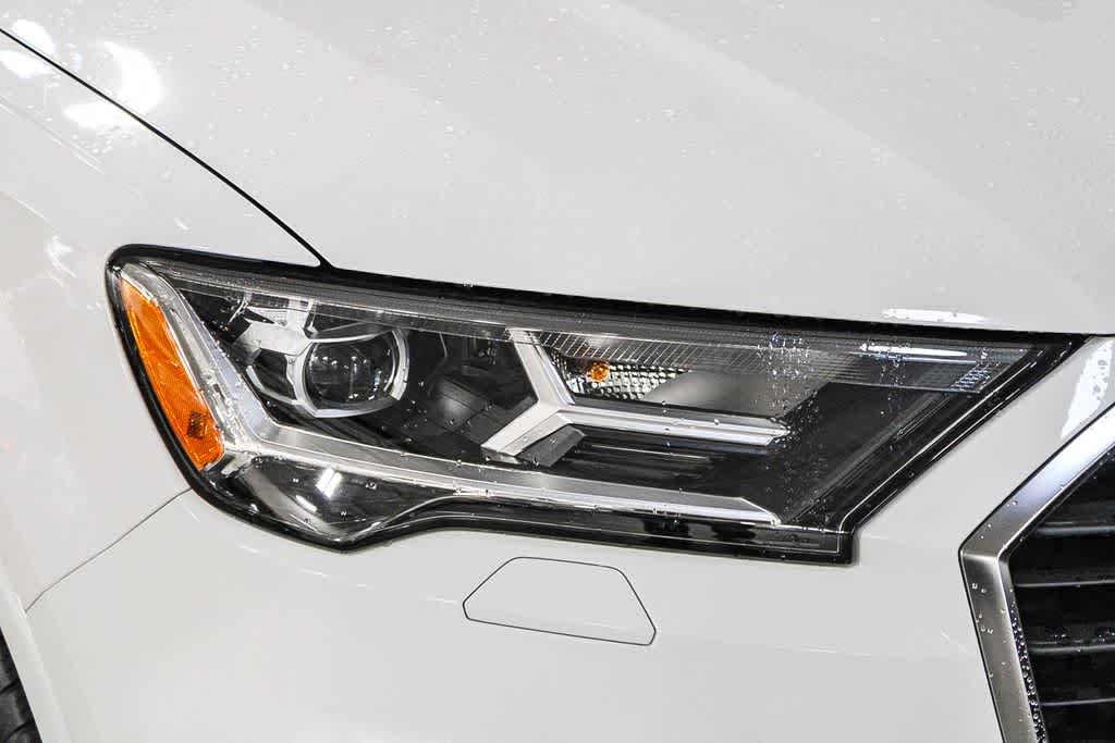 Thumbnail: 2023 Audi Q7 - 4