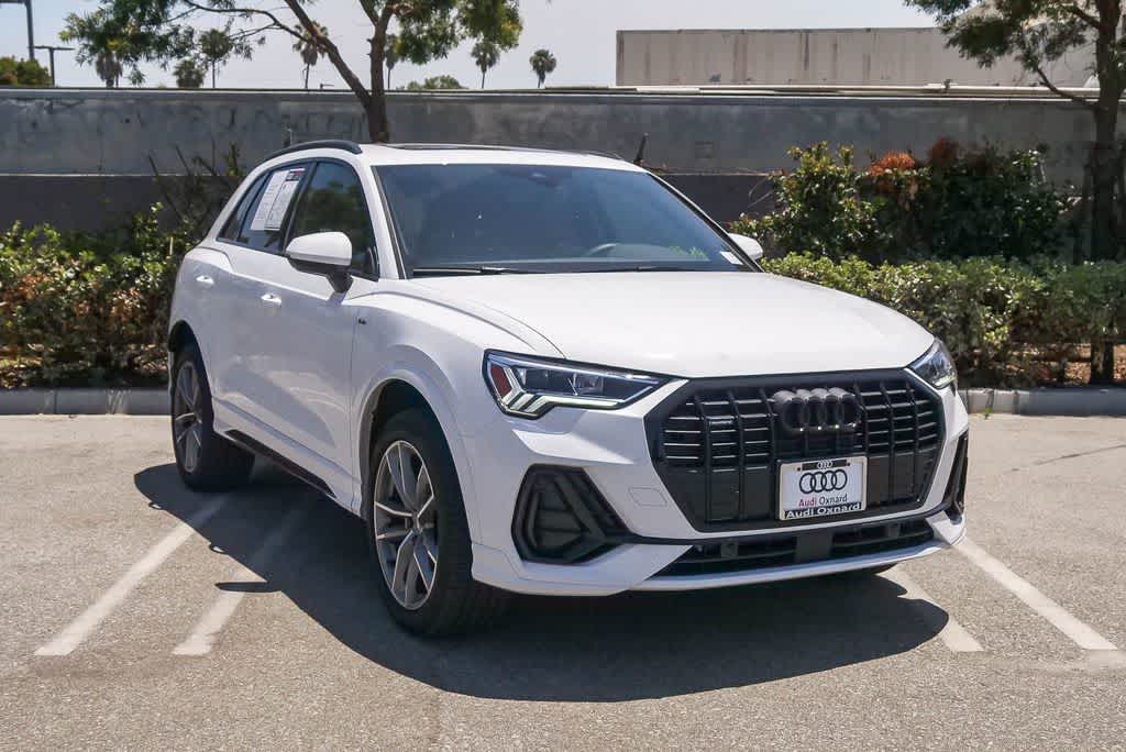 Thumbnail: 2025 Audi Q3 - 2