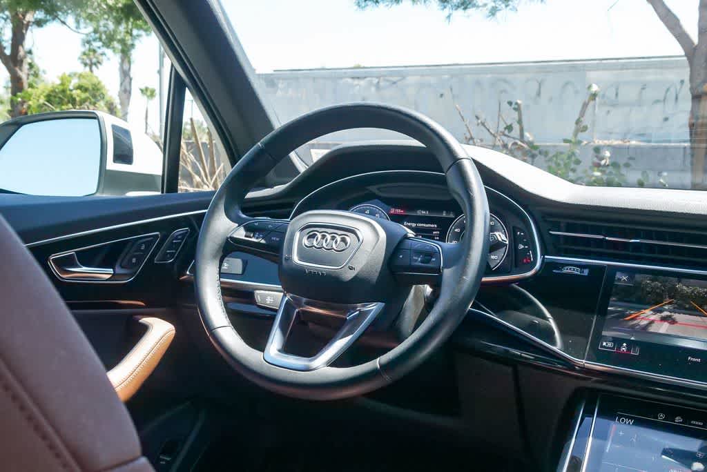 Thumbnail: 2023 Audi Q7 - 15