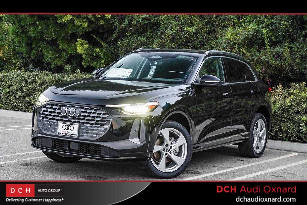 Thumbnail: 2025 Audi Q5 - 1