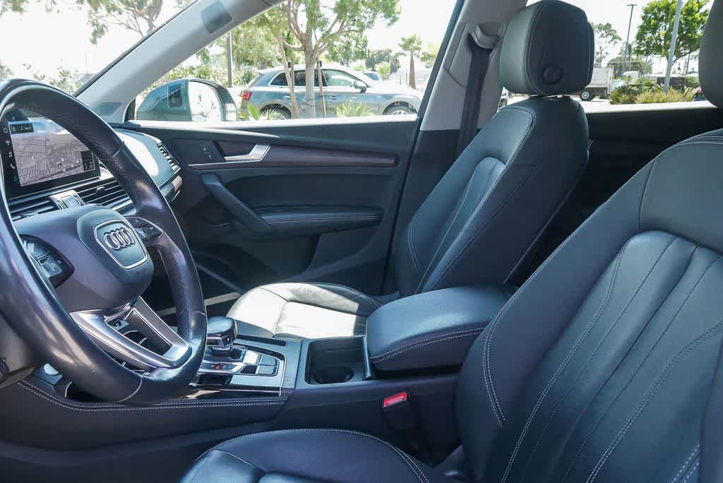 Thumbnail: 2021 Audi Q5 - 13