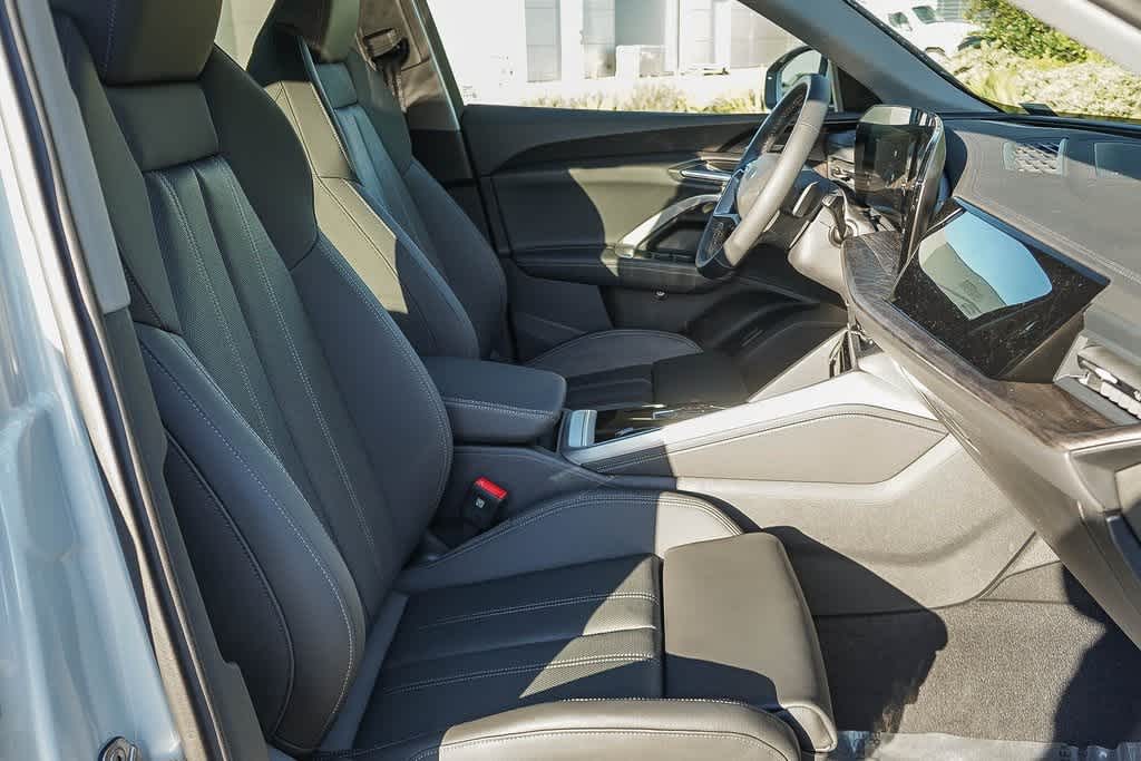 Thumbnail: 2025 Audi Q5 - 19