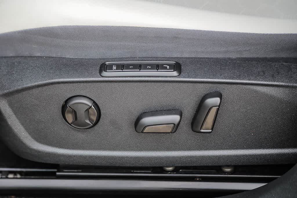 Thumbnail: 2022 Volkswagen ID.4 - 16