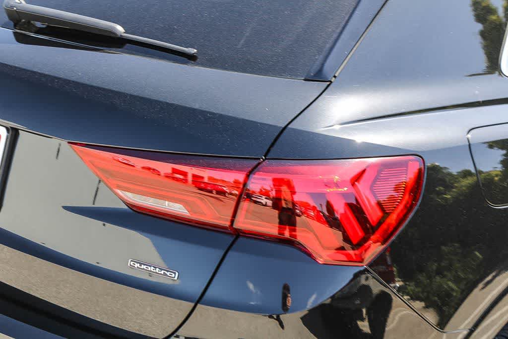 Thumbnail: 2022 Audi Q3 - 11