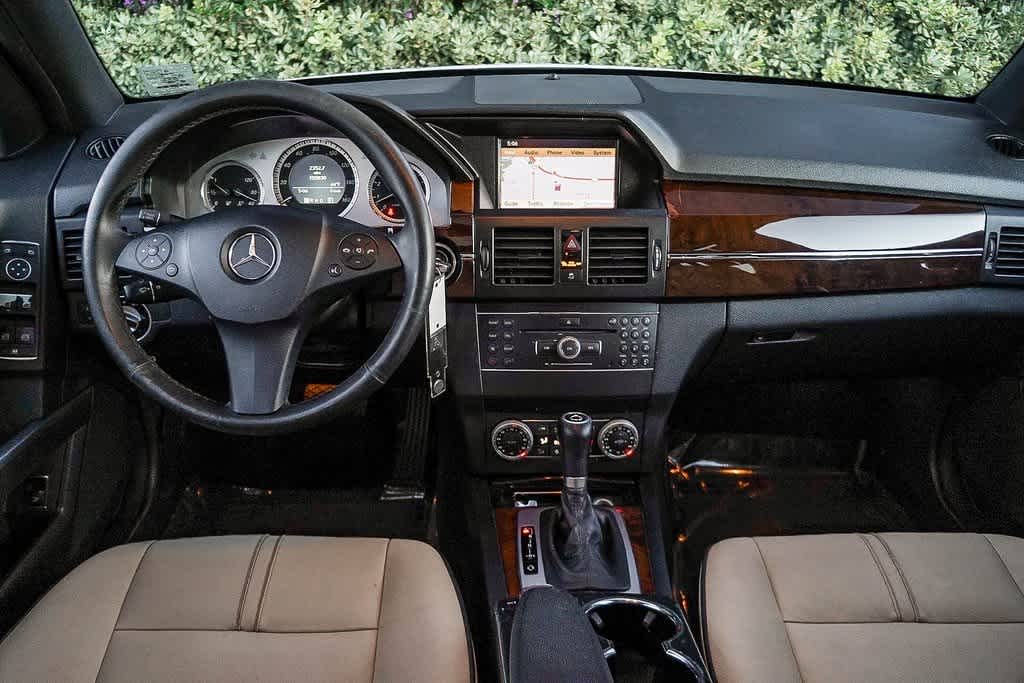 Thumbnail: 2011 Mercedes-Benz GLK - 12