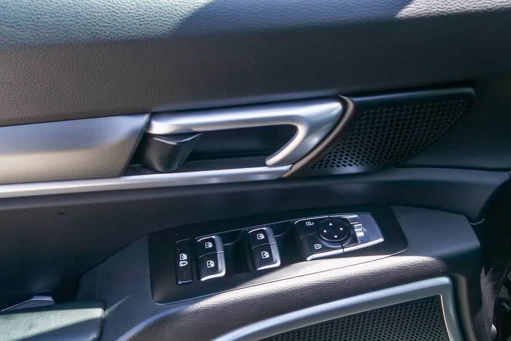 Thumbnail: 2020 Kia Telluride - 20