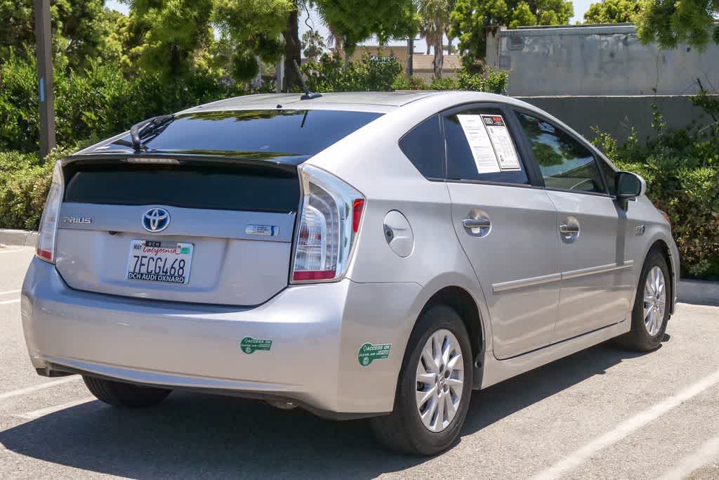 Thumbnail: 2014 Toyota Prius - 9