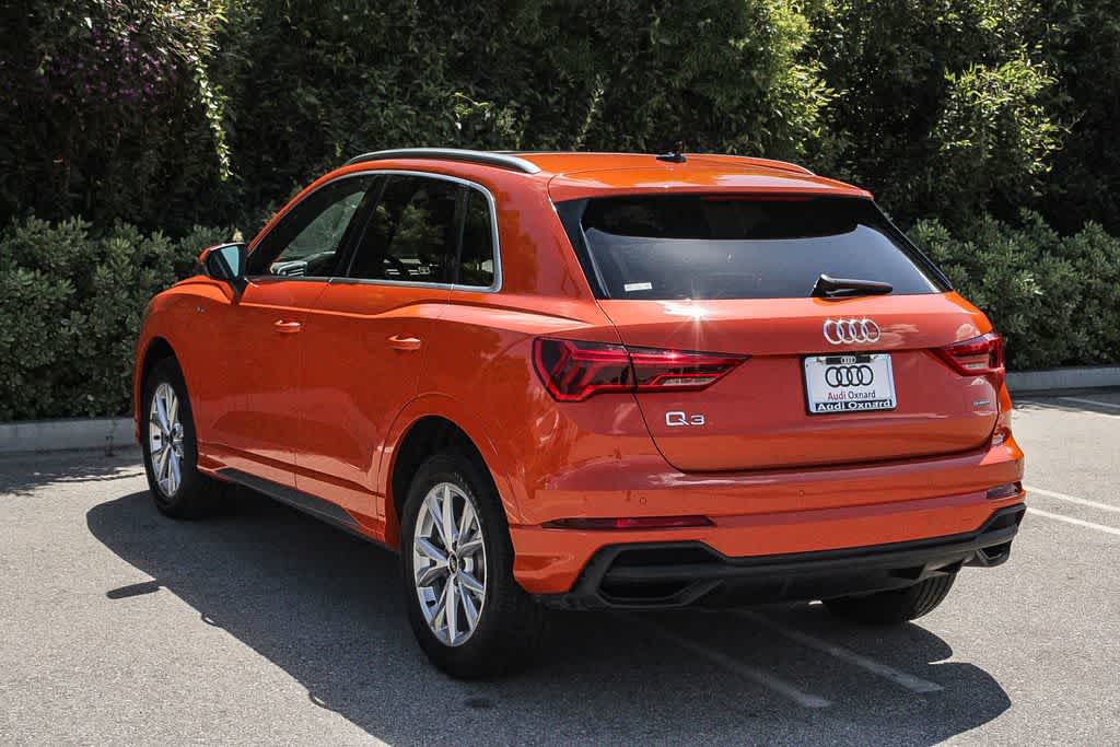 Thumbnail: 2024 Audi Q3 - 8